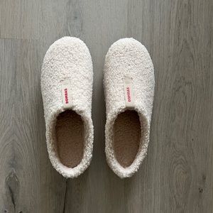NWT Bombas Sherpa Slipper Size 7